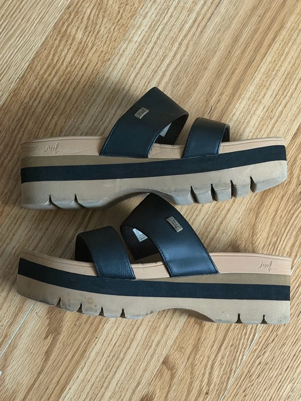 Reef Cushion Horizon 2.5 Platform Slide Black Resort Wear Women’s Sandals